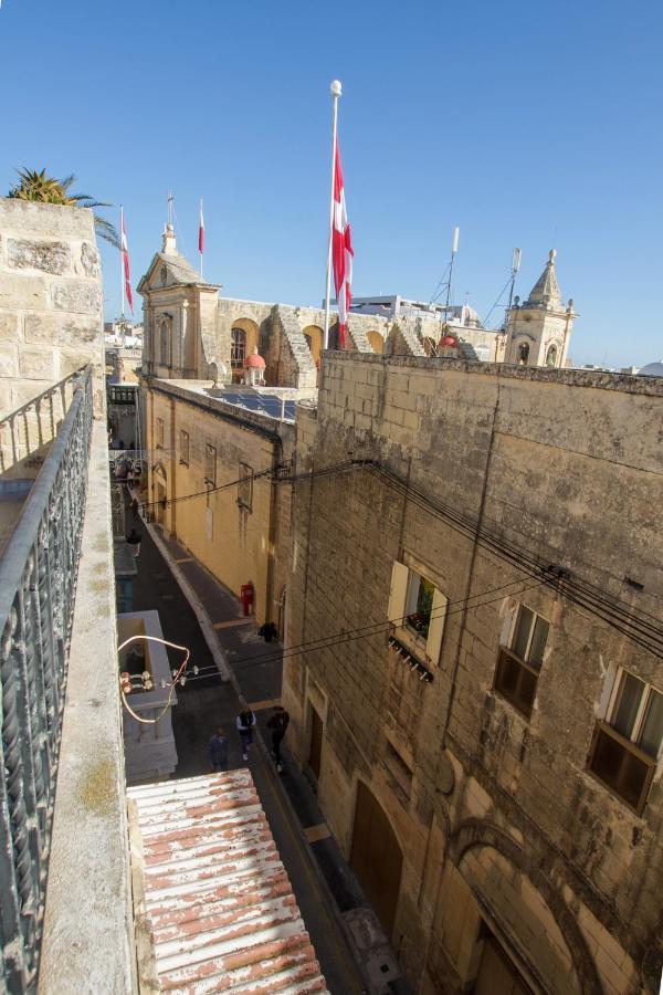 Town House Steeped In History Villa Rabat Exterior photo