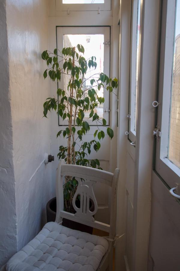 Town House Steeped In History Villa Rabat Exterior photo