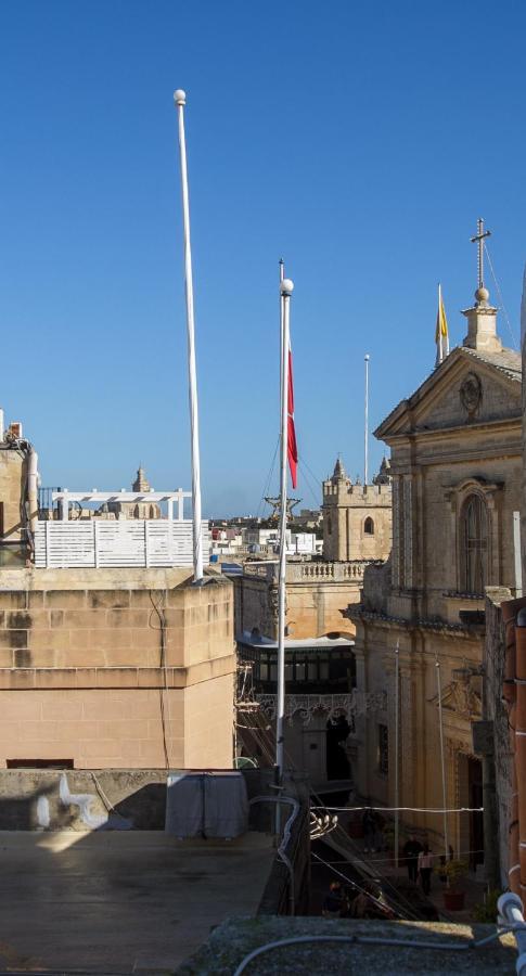 Town House Steeped In History Villa Rabat Exterior photo