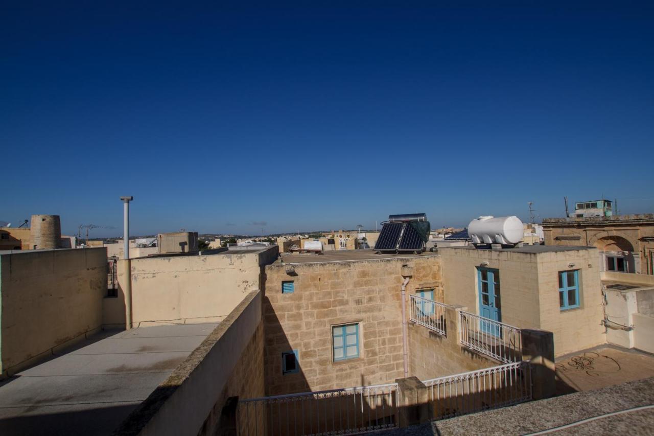 Town House Steeped In History Villa Rabat Exterior photo