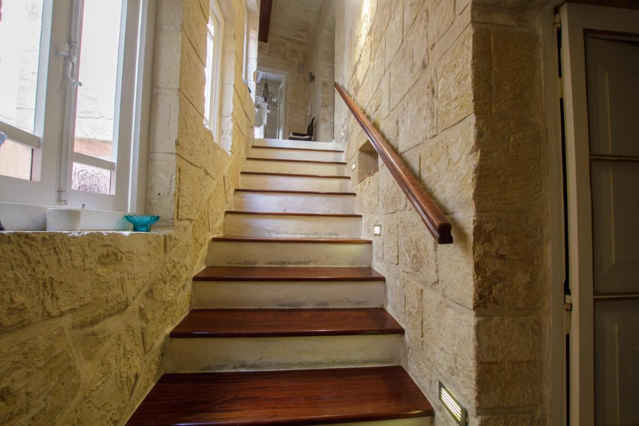 Town House Steeped In History Villa Rabat Exterior photo
